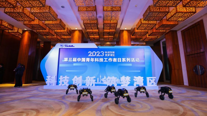 智慧解决方案定制：材质选择的关键考量